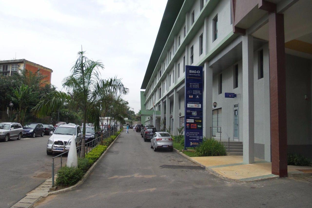 Palm Club Hotel Abidjan Exterior photo